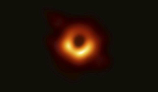 black-hole-ap-19100474348599.jpg.e0e500efc456a37b5ef8551f9eaa731b.jpg